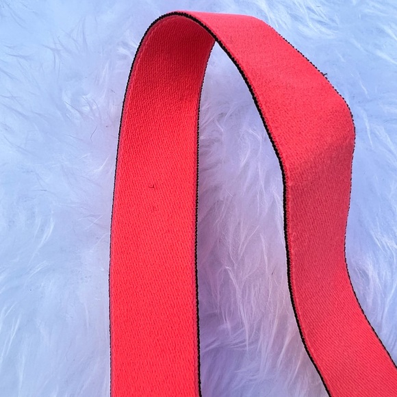 Lululemon Run: Catch me Tank - Picture 8 of 11